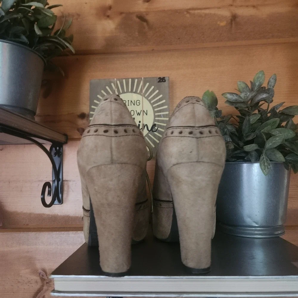 Miz Mooz Lance Platform Heels Suede Leather Oxford Wingtip Booties Boots Sz 8.5